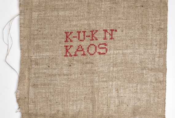 liten fyr med stor kuk