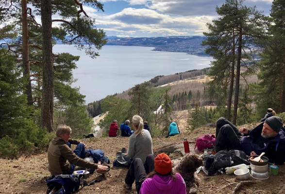 Easy Hike Along Ramberget Near Gjovik Nature Attractions Gjovik Norway