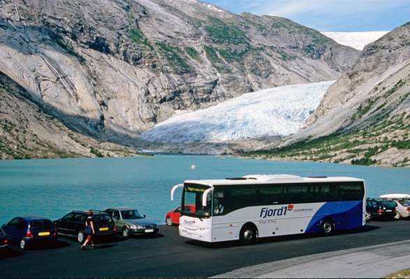 The Glacier Bus Nigardsbreen