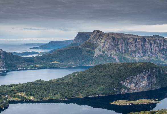 Lihesten Hiking Hyllestad Norway