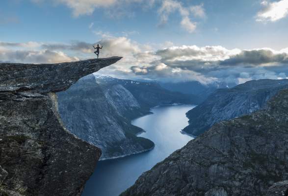 Preikestolen Trolltunga Summer Autumn Hiking Package 3