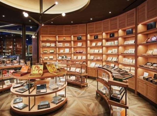 tobacco shop las vegas Smokey's and e-cig / Vape in the Strat Resort and Casino Stock Photo Interluxe Shops About | Formula