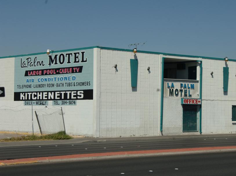 La Palm Motel