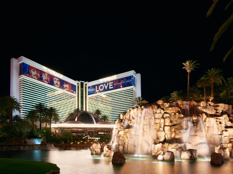 best hotels near the mirage casino