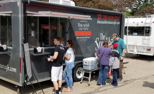 Tulip Time Festival At The Lake Topeka Ks 66605