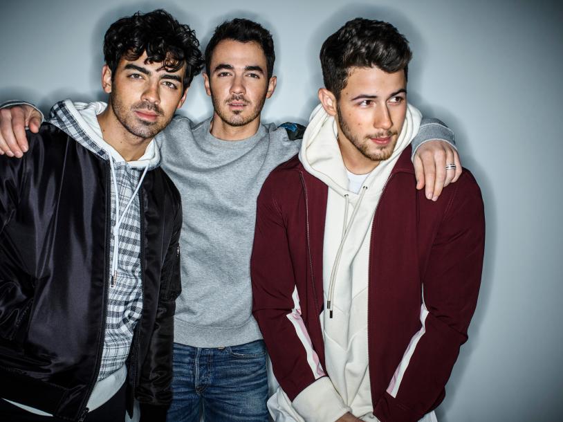 Jonas Brothers: Happiness Begins Tour