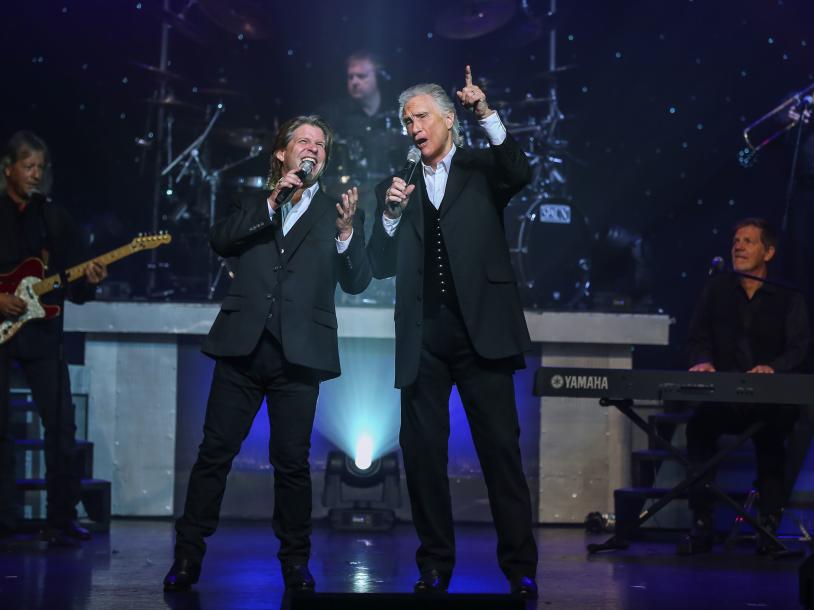 Righteous Bros. Bill Medley & Bucky Heard