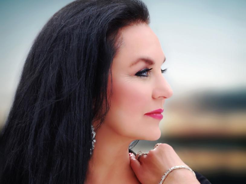 Crystal Gayle
