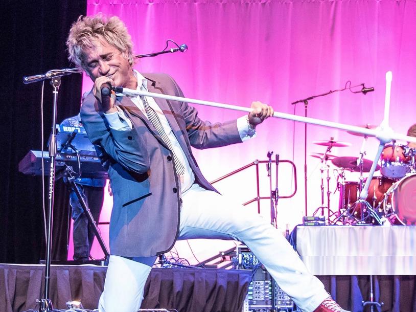 Atlantic Crossing: The Ultimate Rod Stewart Tribute