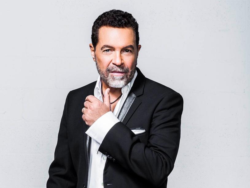 Clint Holmes