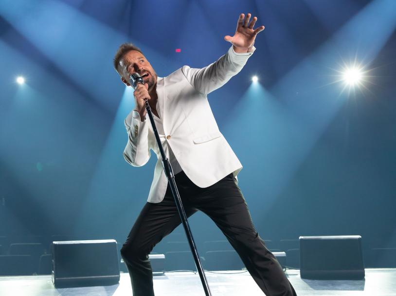 Alfie Boe Showstoppers