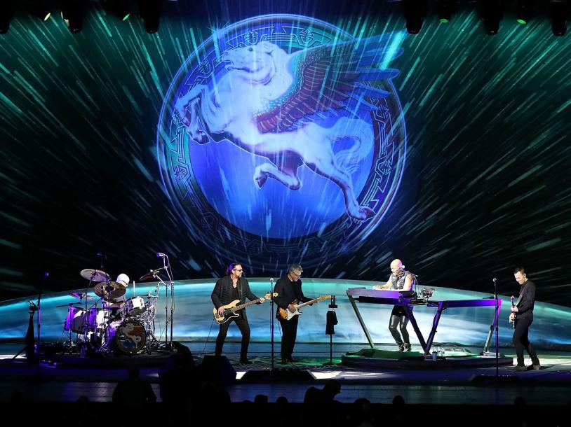 Steve Miller Band: Legendary Hits You Love