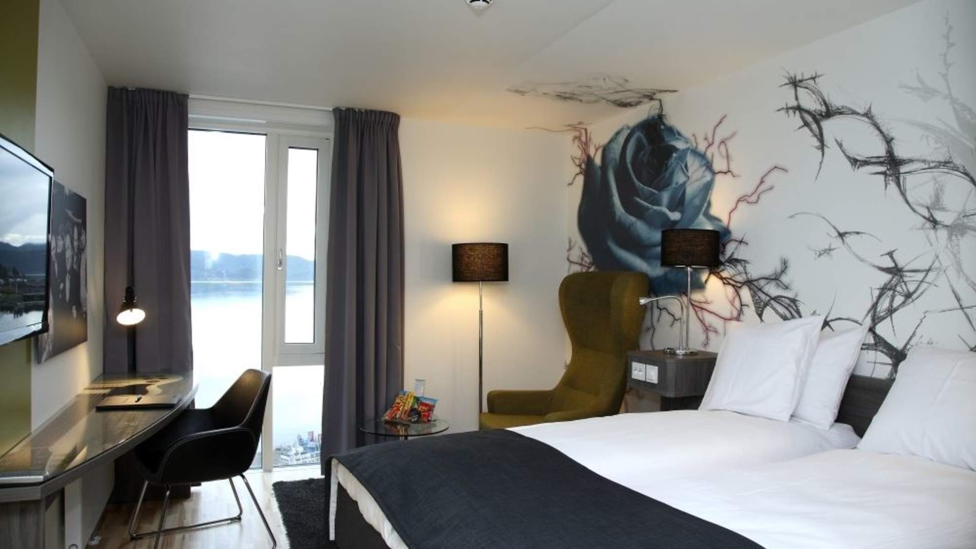 Standard room at Scandic Rock City