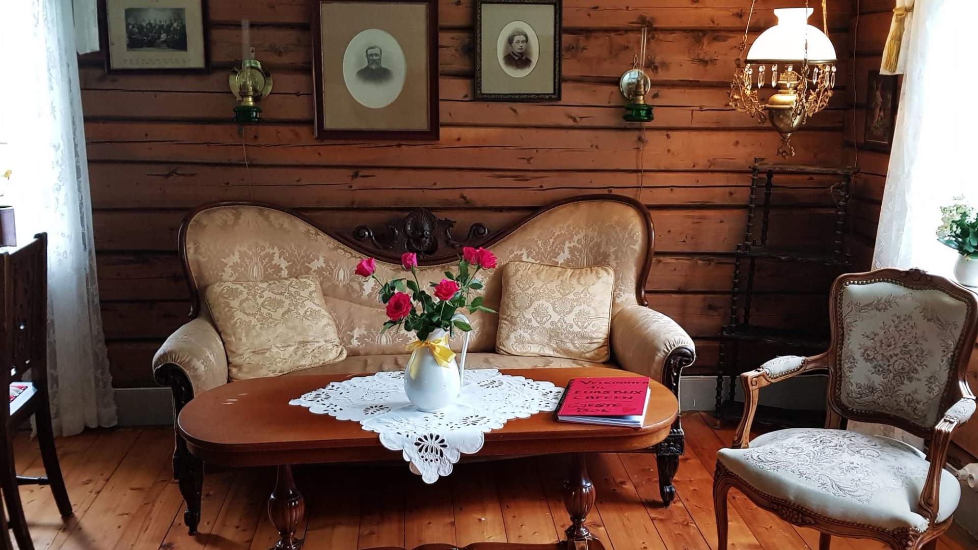 Elias Blix Cafe on Sandhornøy