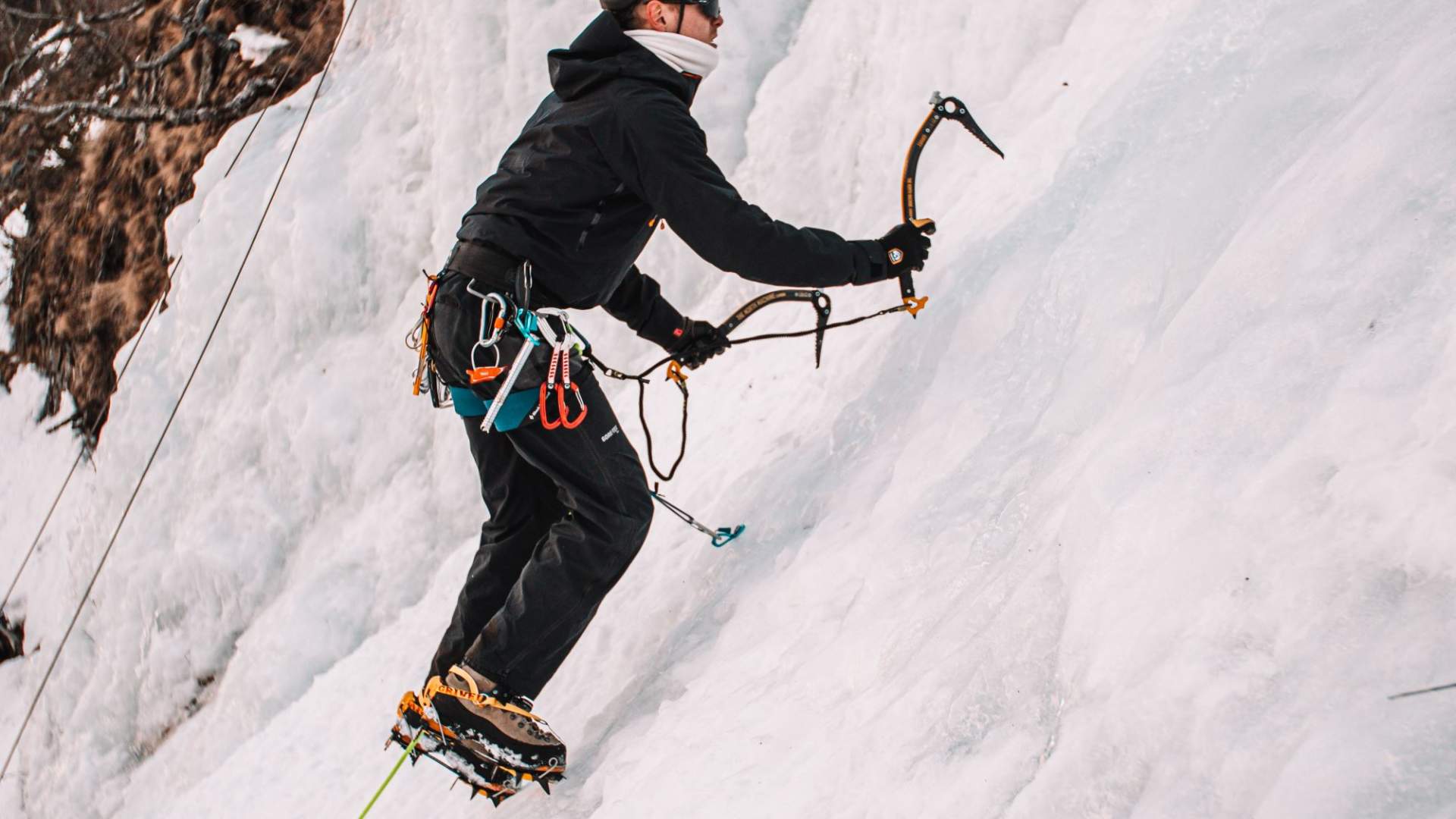 Ice climbing course – Level 1 Intro