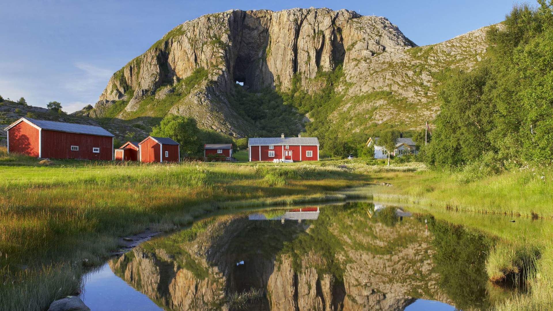 Torghatten mountain walk