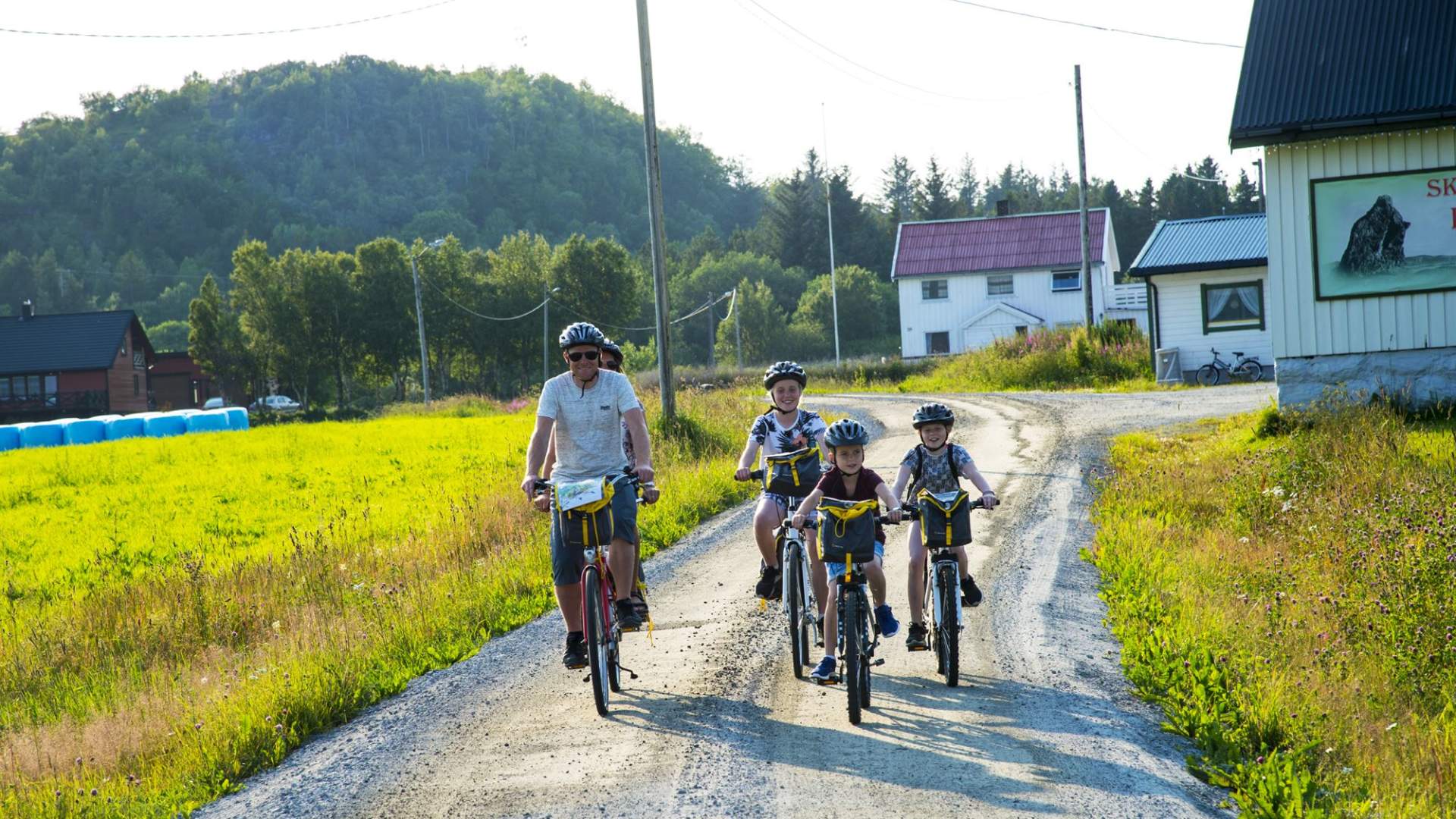 Leka rundt på sykkel