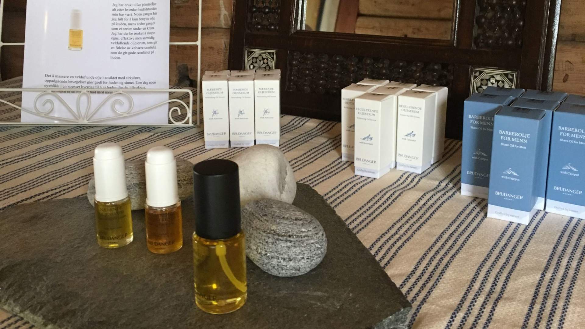 Prestegårdsbutikken (local craft shop)