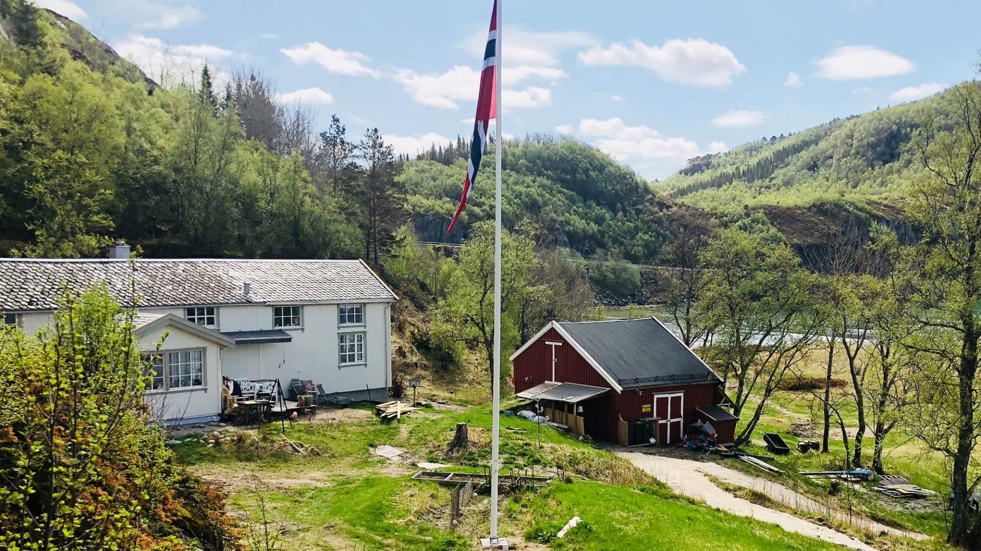 Følvika - a northern retreat