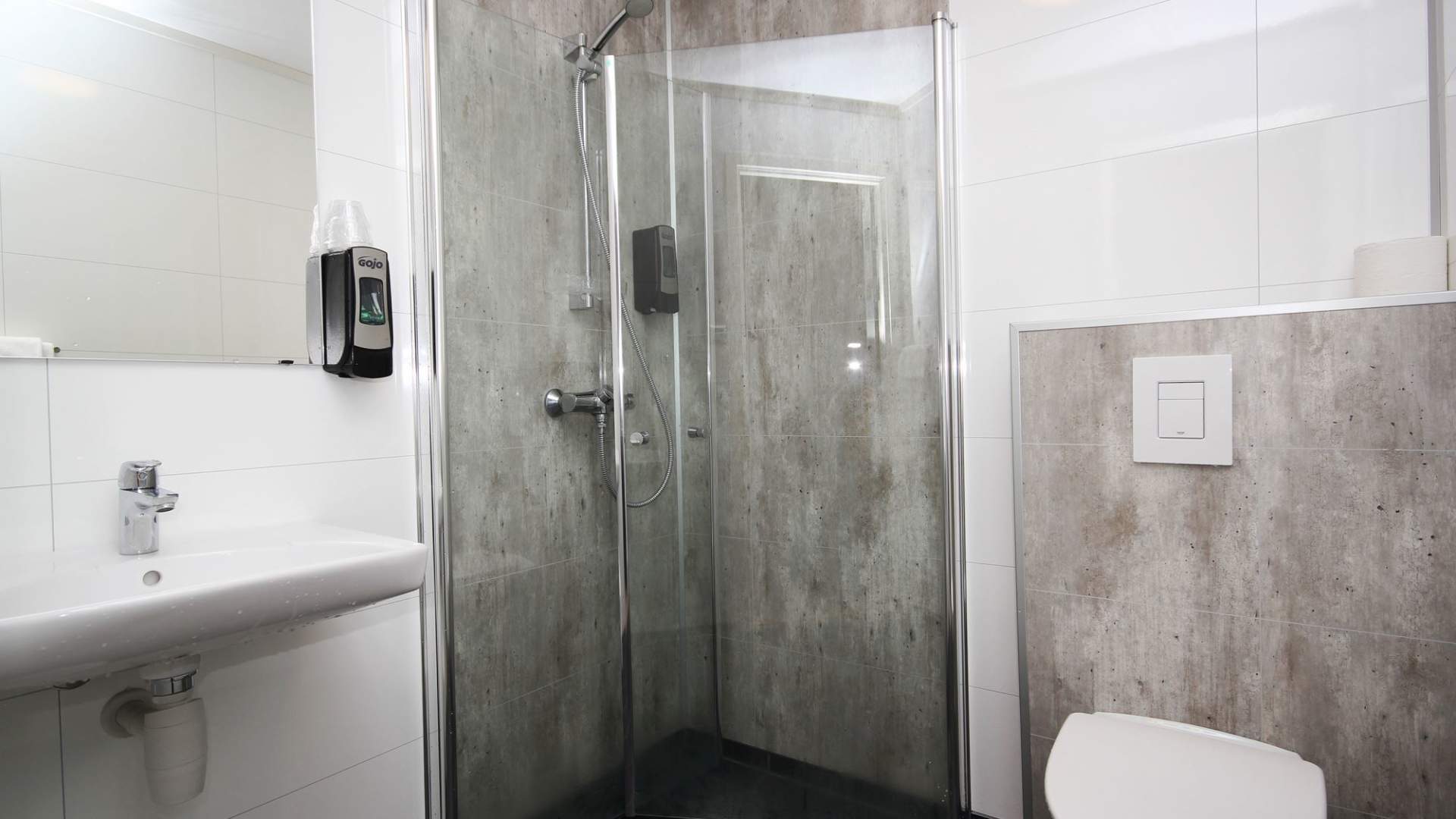 Napoli Restaurant og Hotell