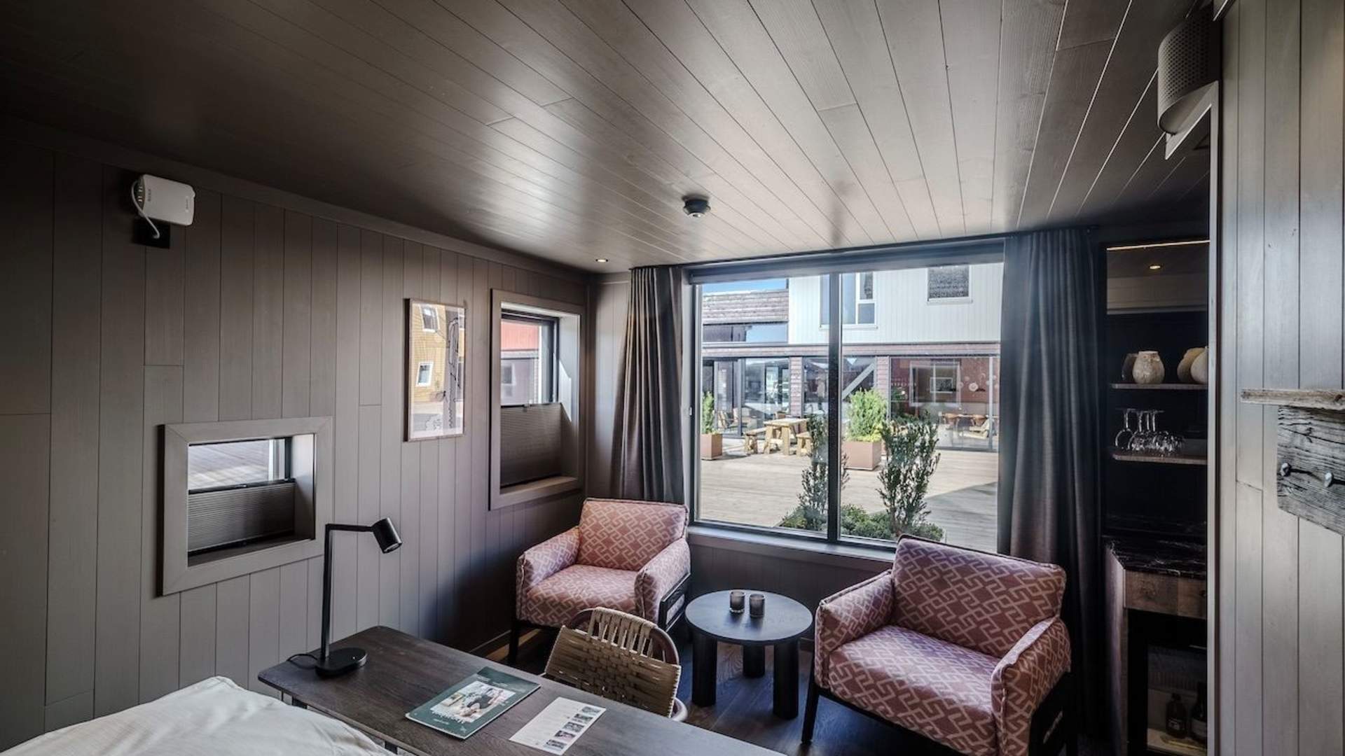 Henningsvær Bryggehotell
