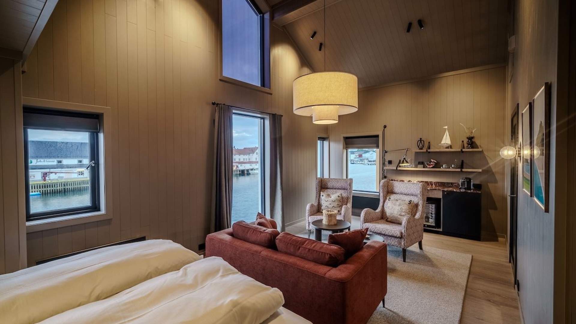 Henningsvær Bryggehotell