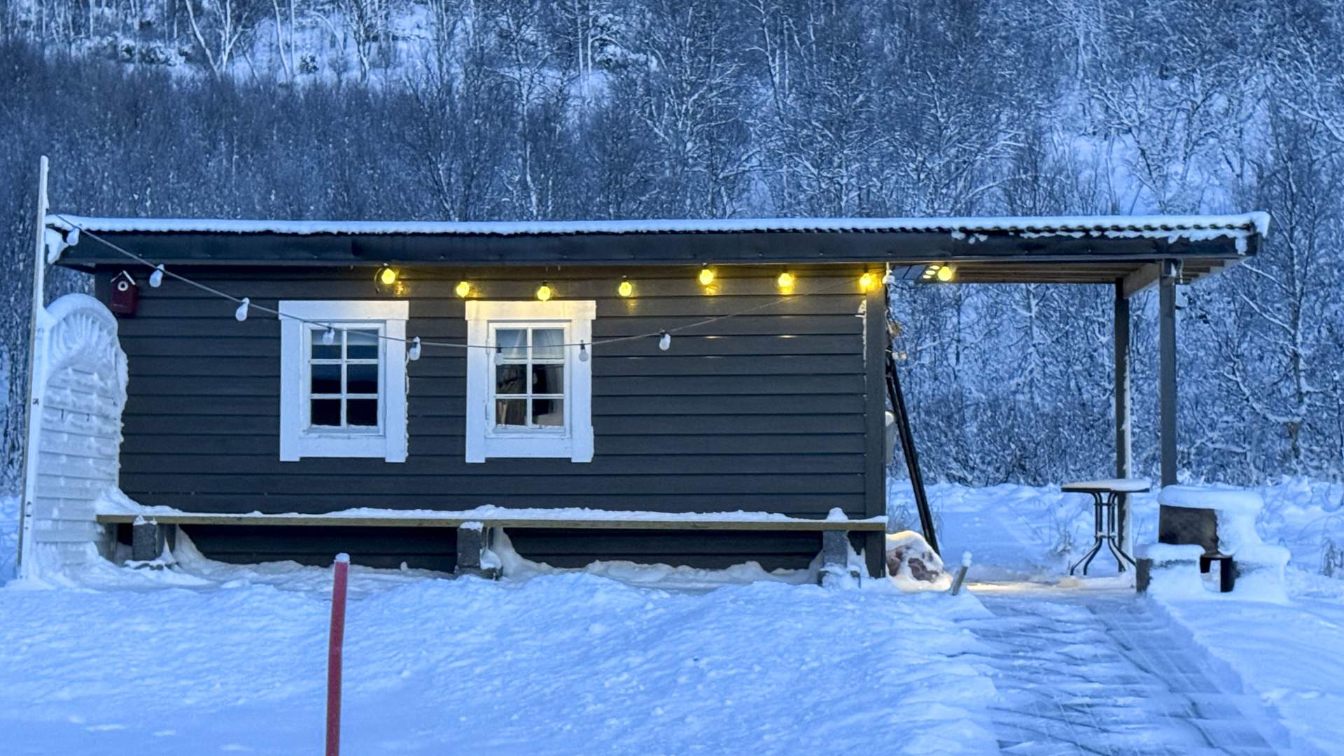 Rauvassgården mountain farm in scenic surroundings