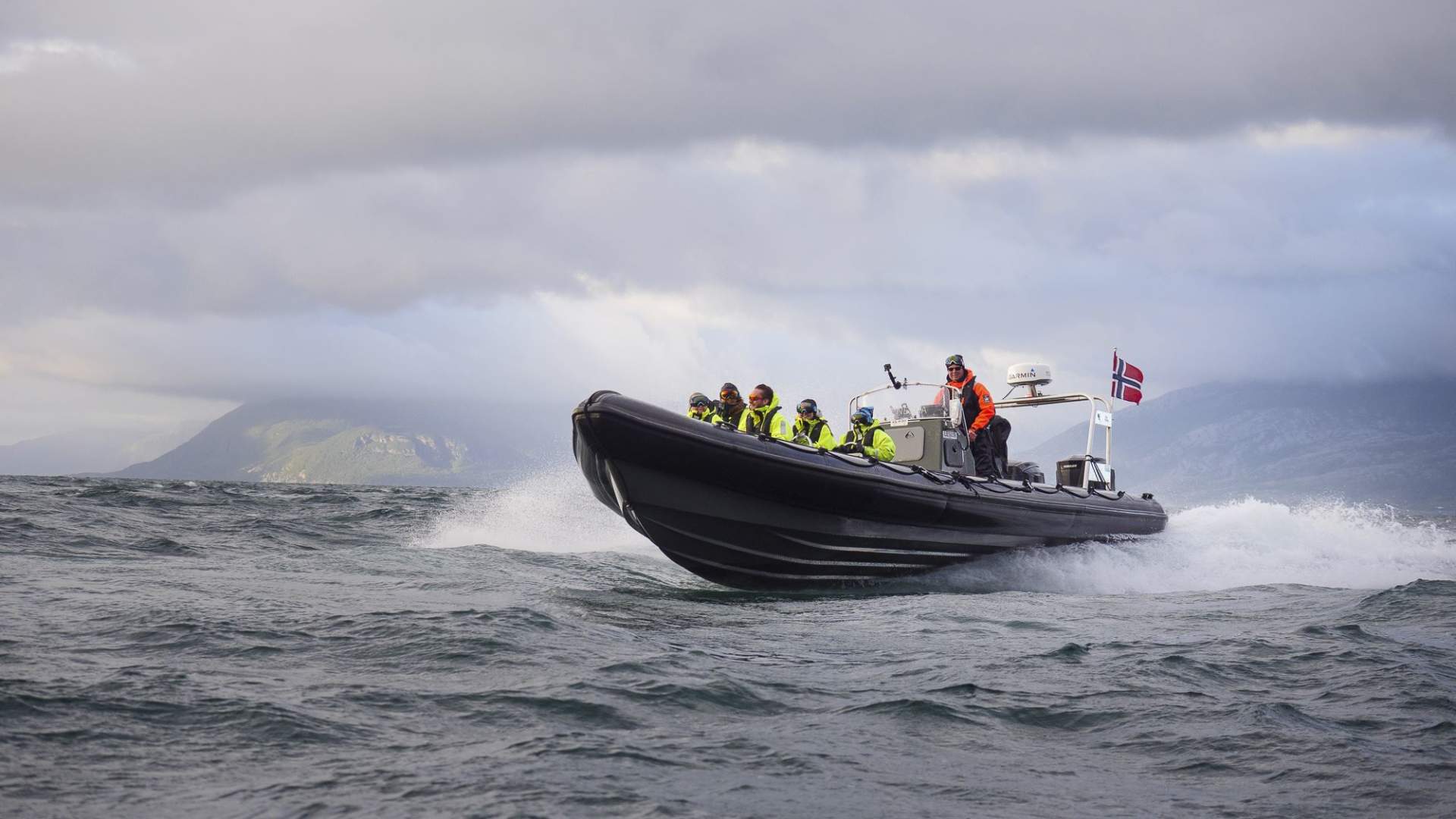 Boat adventures from Træna