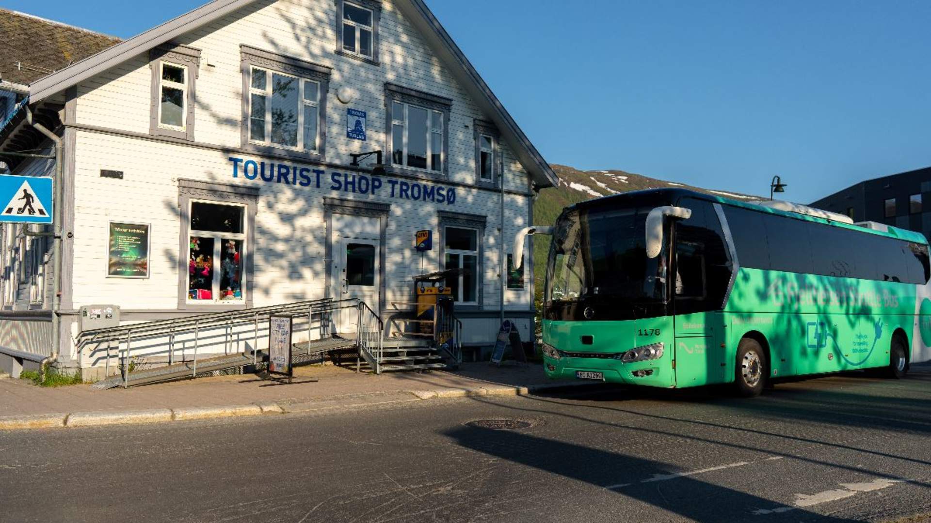 Fjellheisen Shuttle Bus - Roundtrip