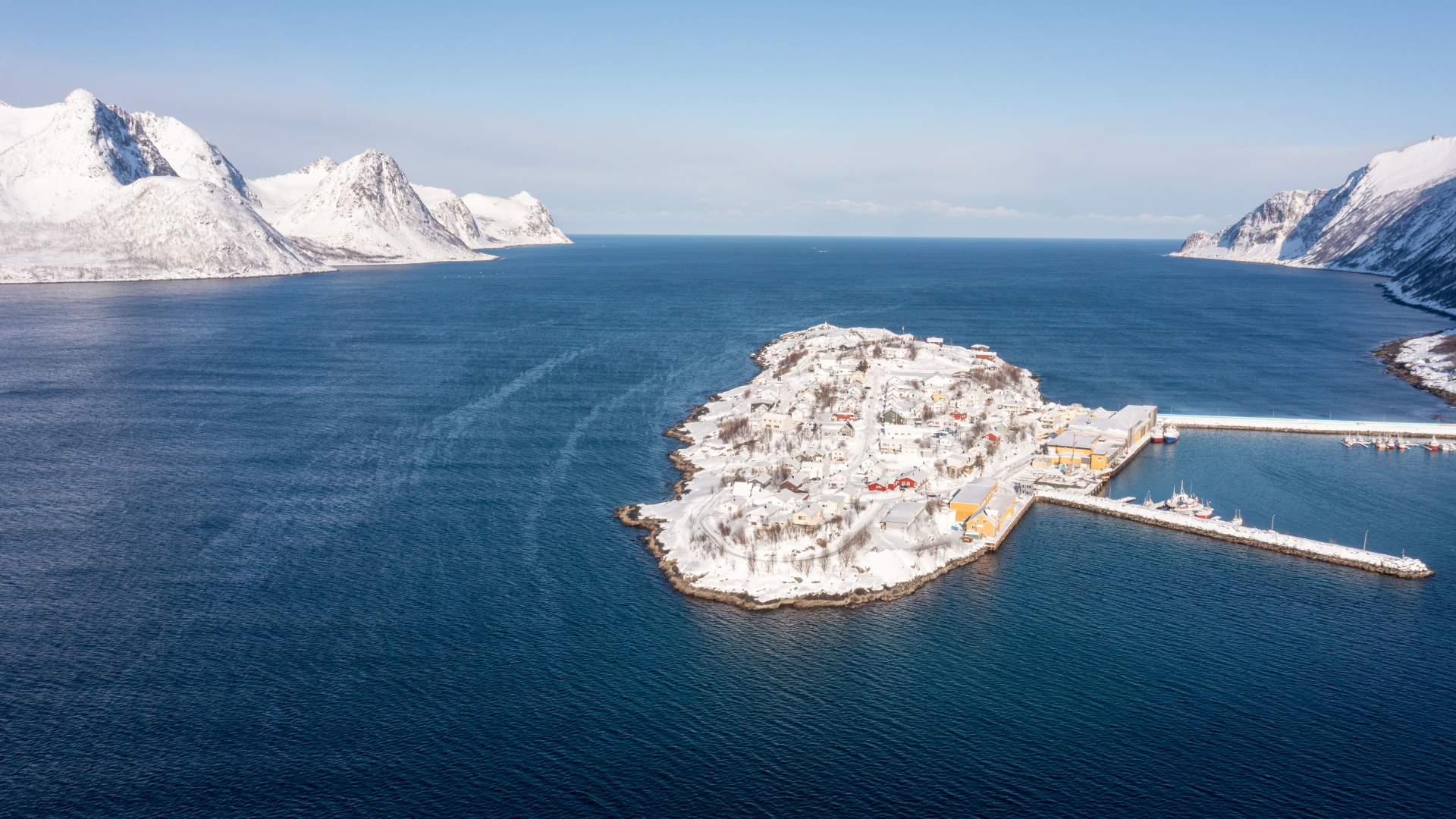 Storm Hotel Senja - grand opening May 2025!