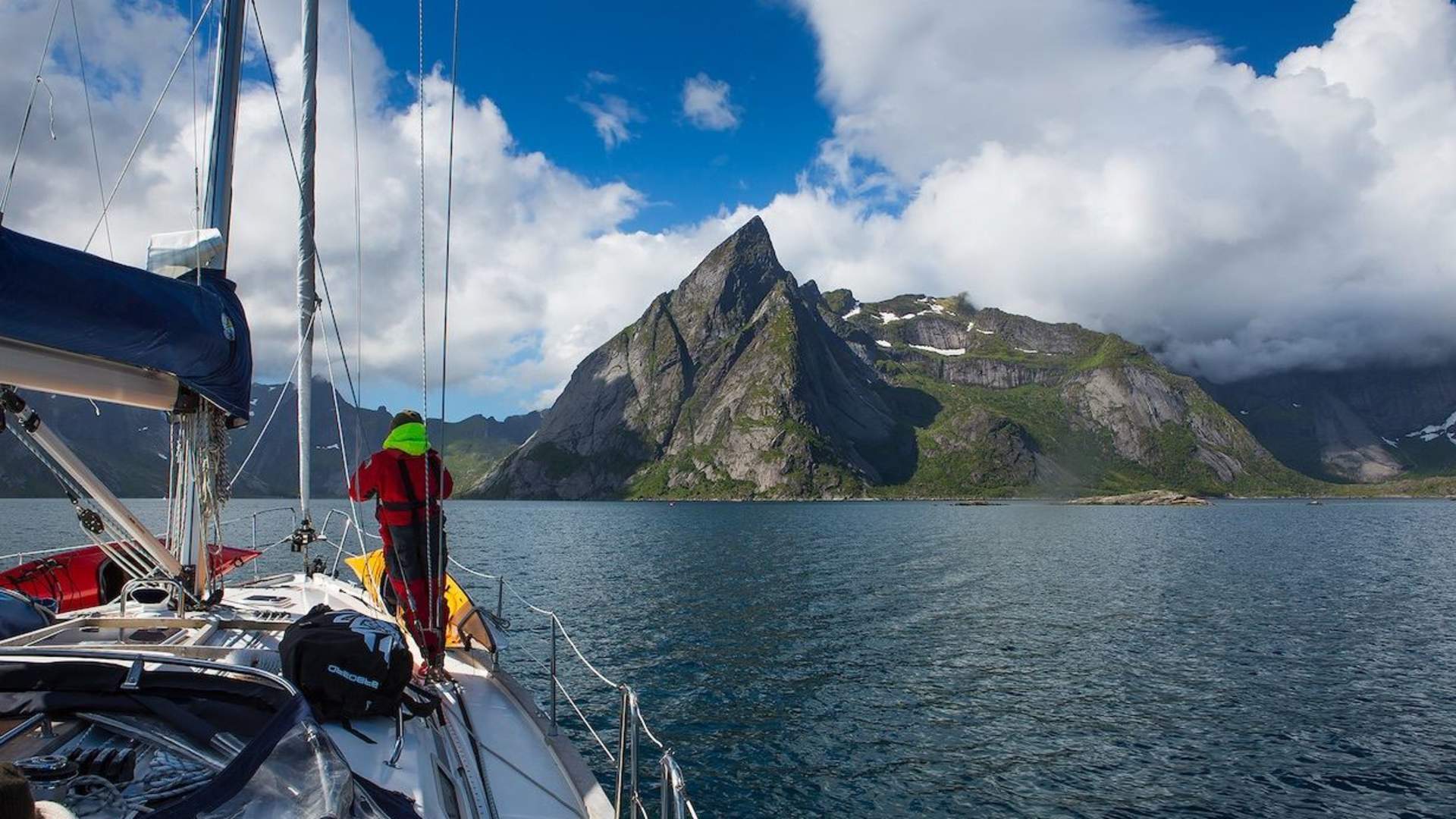 The Best of Lofoten &#8211; Across Vestfjorden