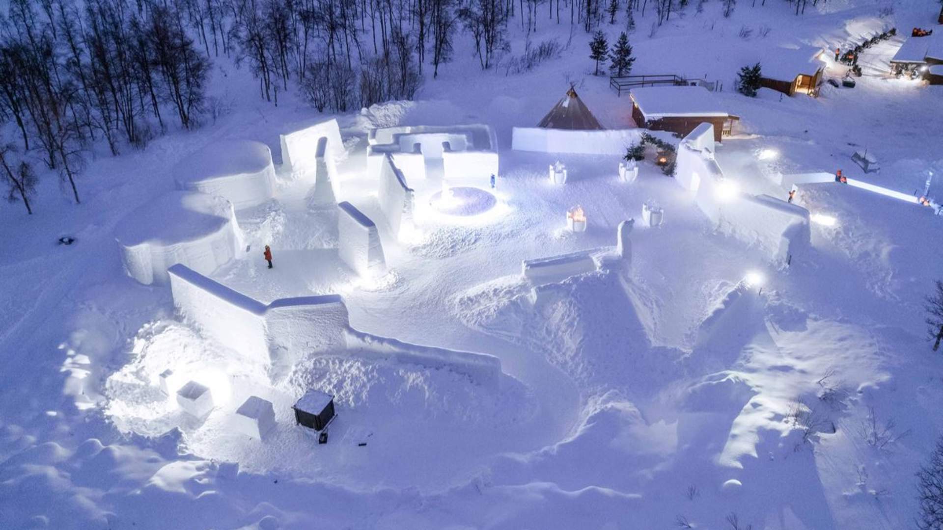 Tromsø Ice Domes Snow Park, Wilderness Experience & Snow Carving - Excluding Transport