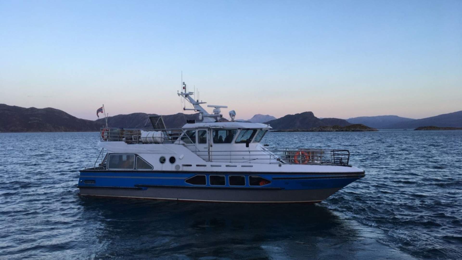 Polar Fishing Tour