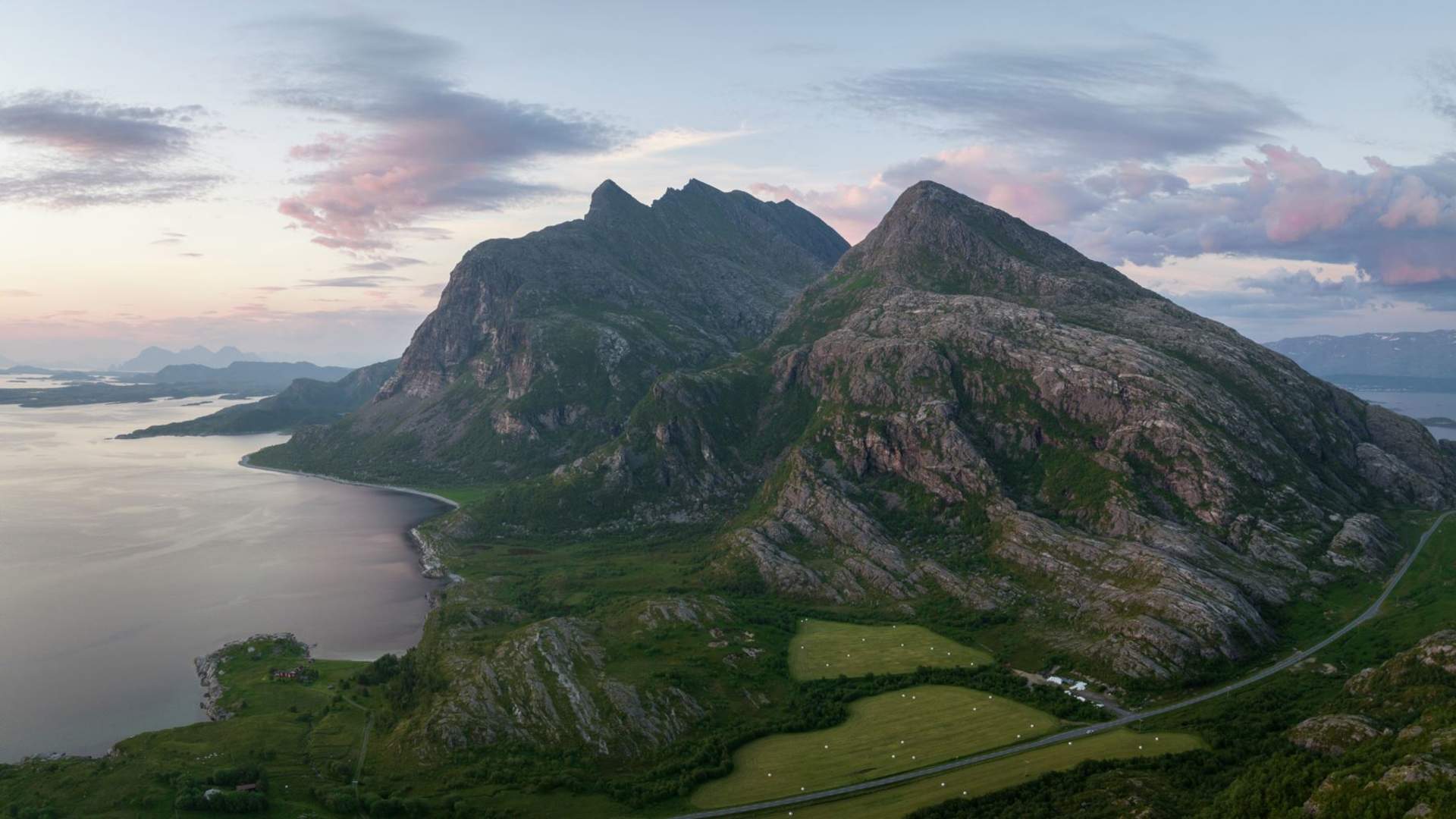 Øya Dønna på Helgelandskysten