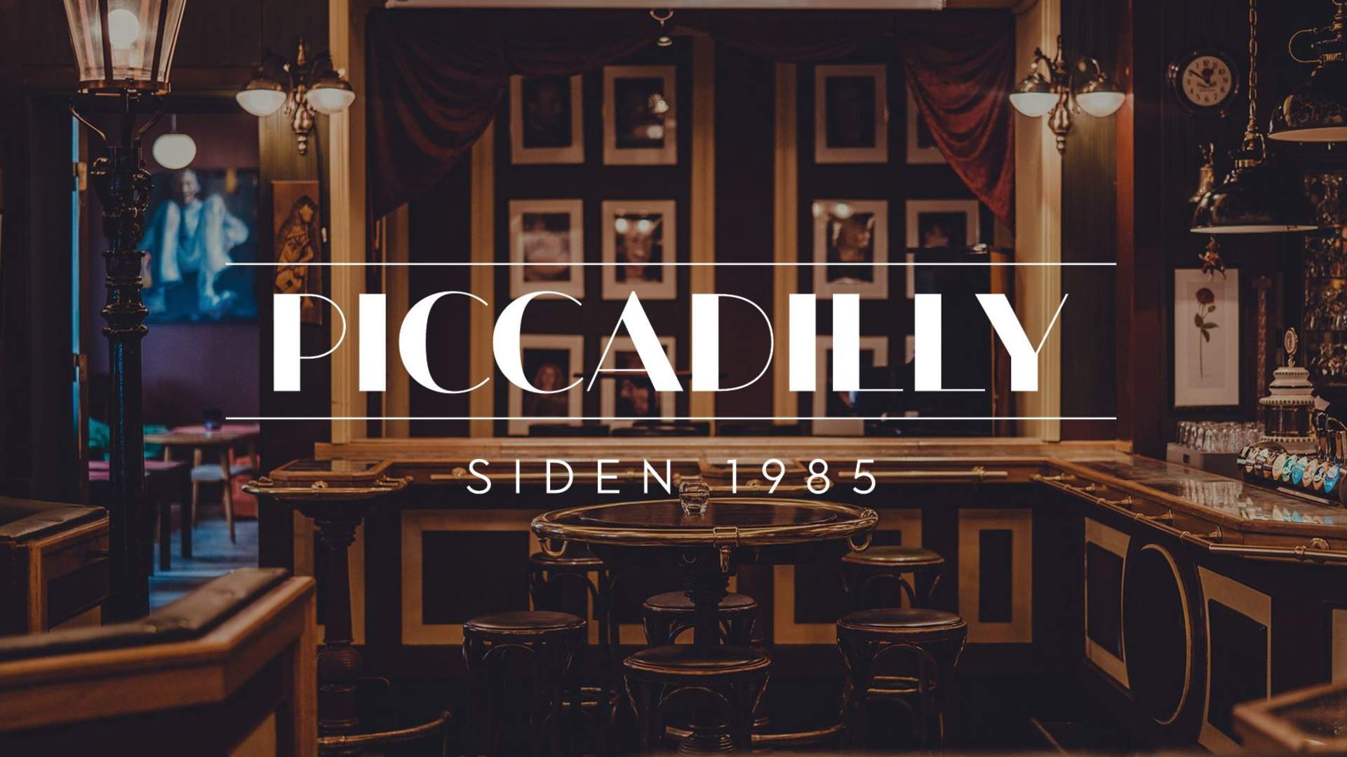 Piccadilly Pub
