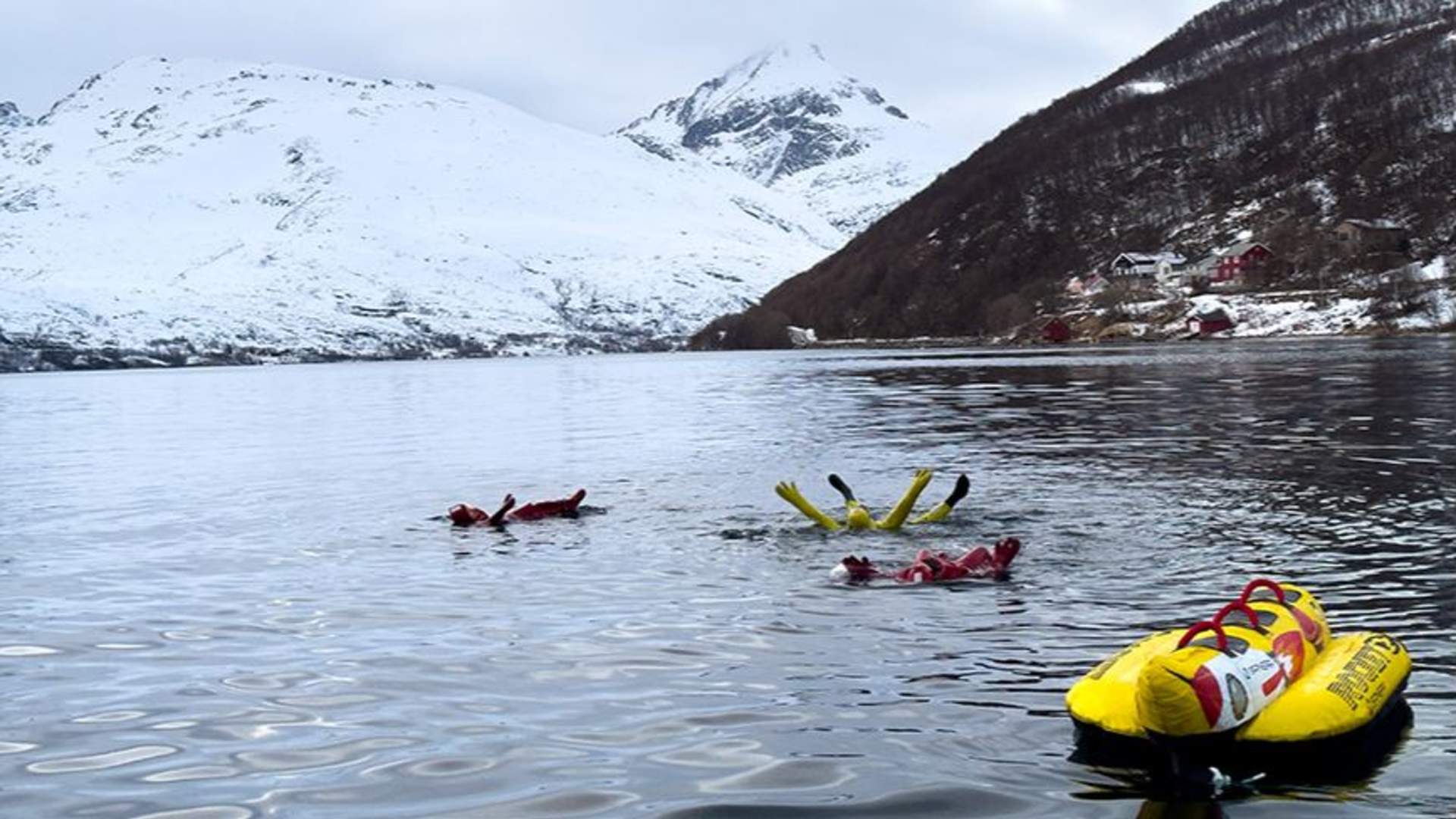 Arctic Banana Tube Ride
