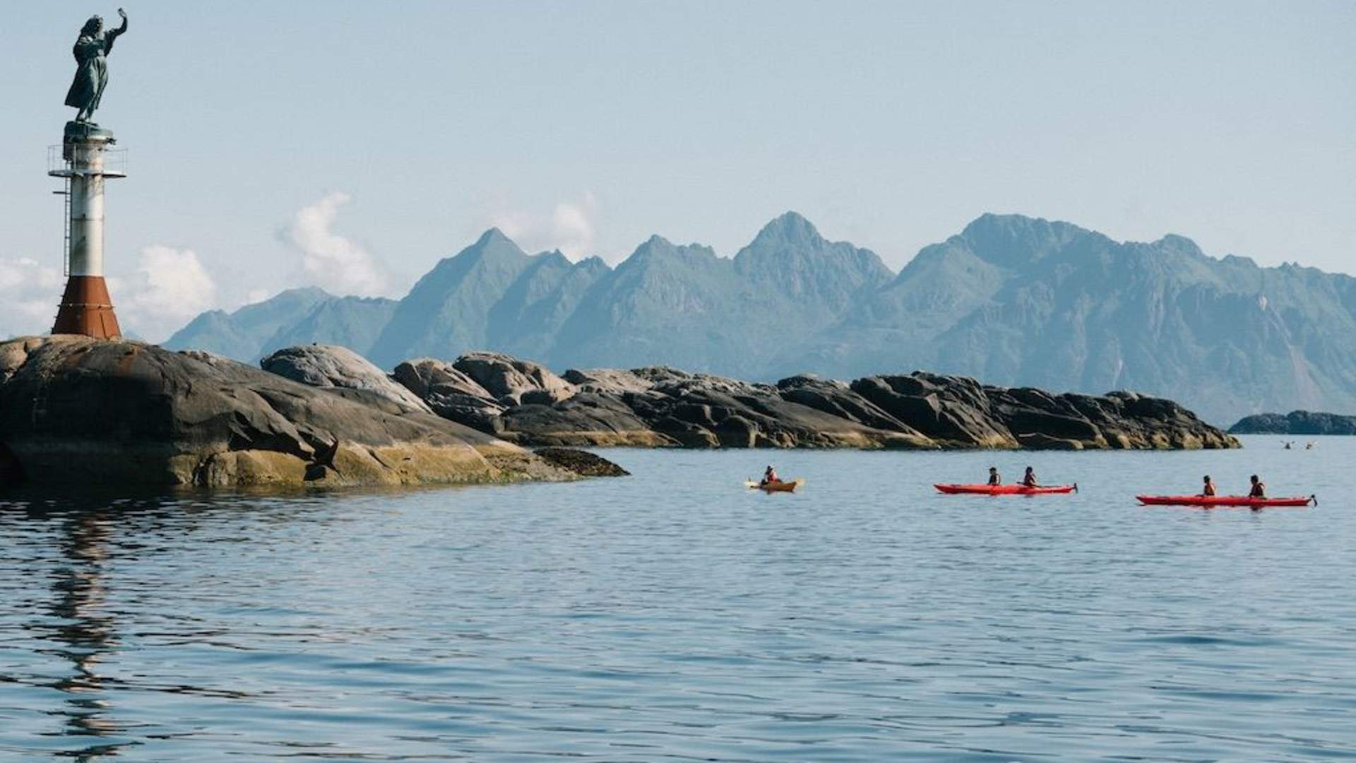 Guided Kayak Tour Lofoten - Go2Lofoten
