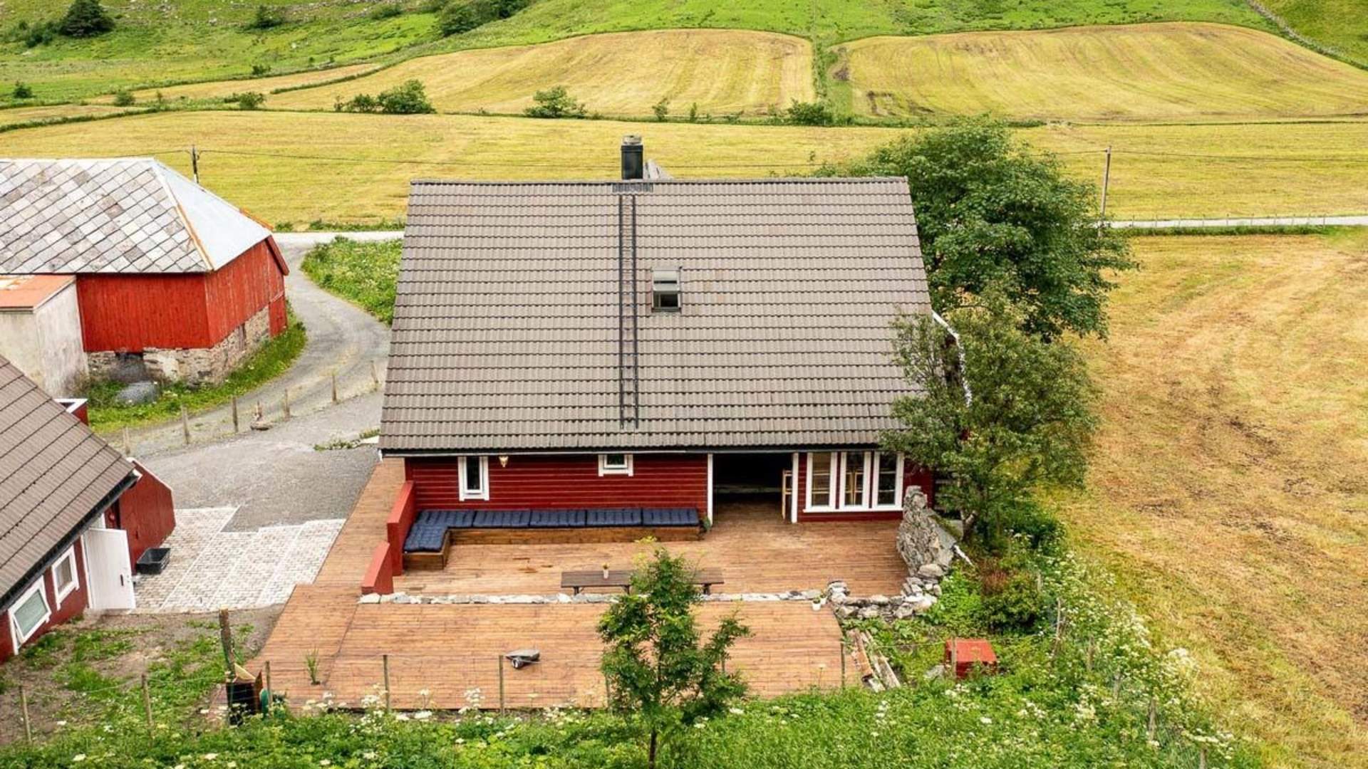 Hoddevik Surf House