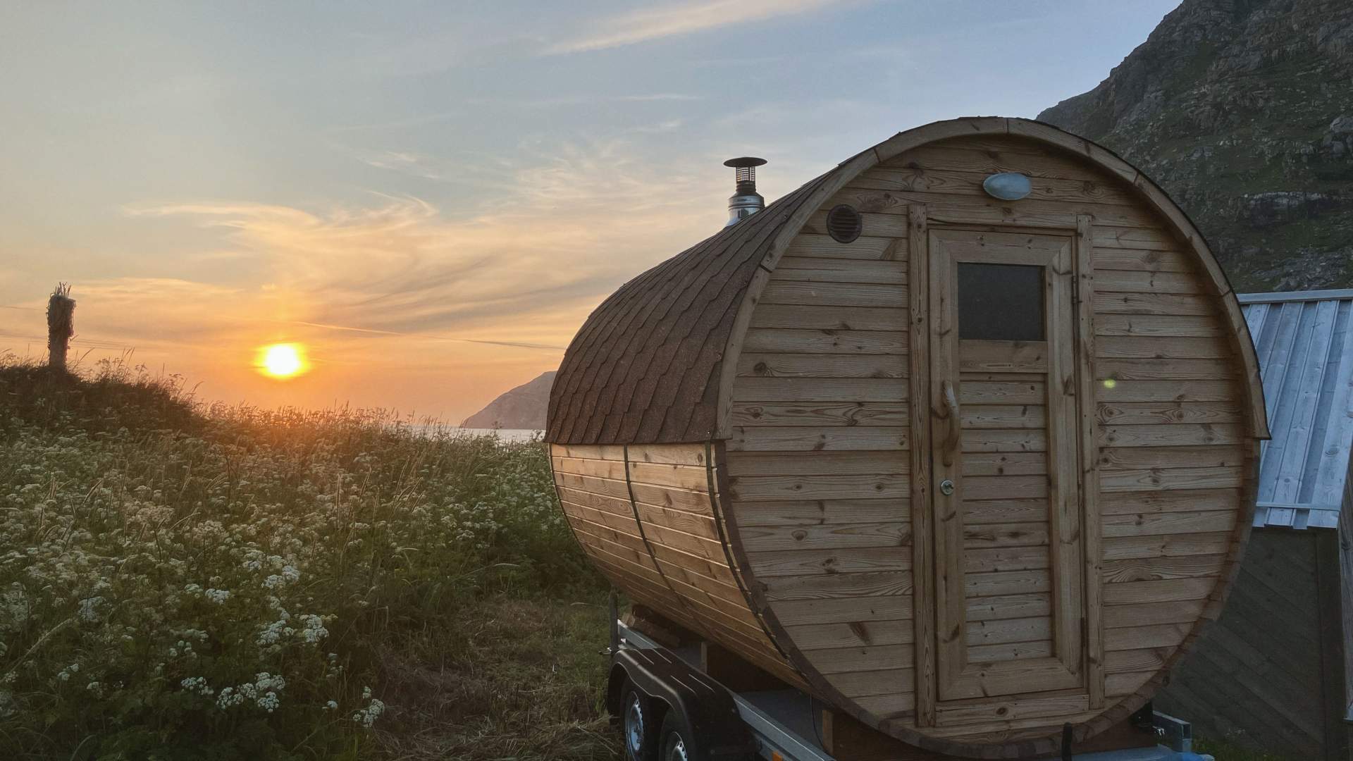 Sauna ved stranden i Ervik