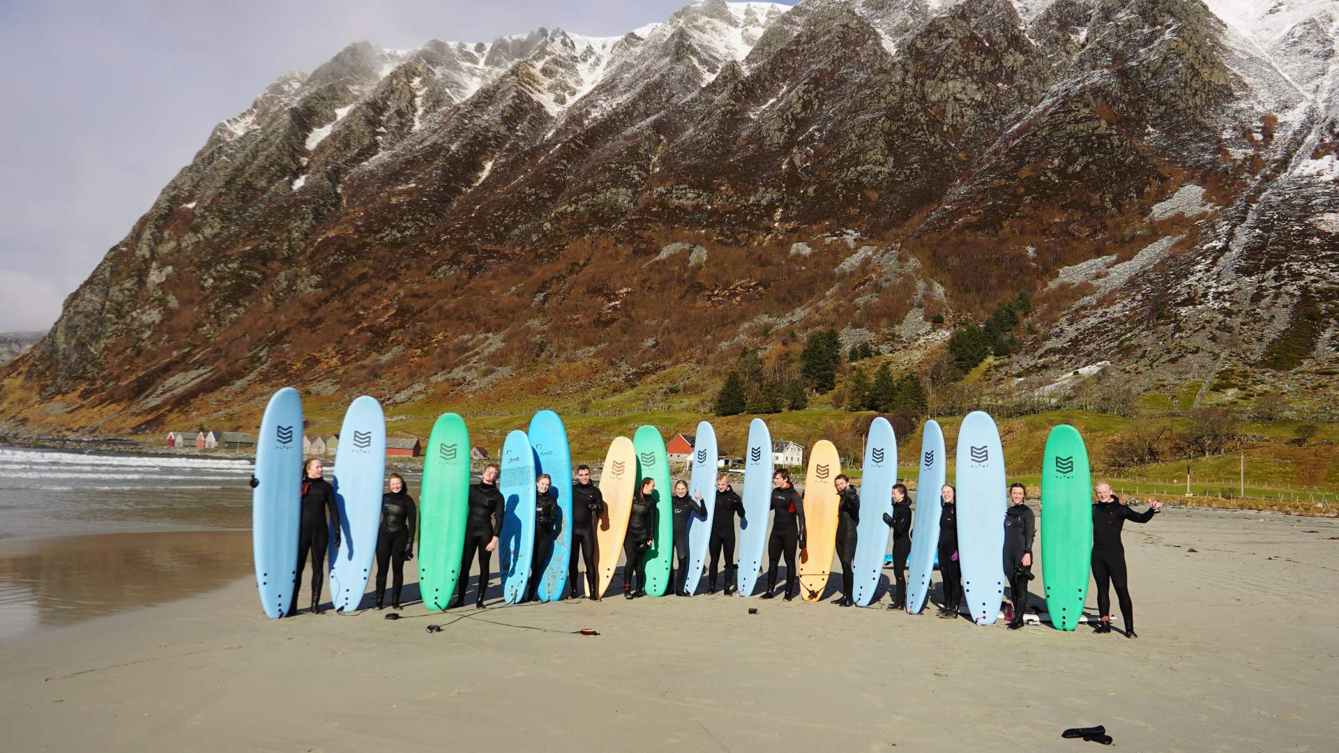 Surf lessons in Hoddevik