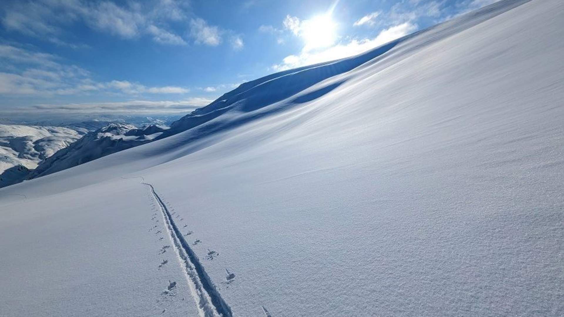Ski touring Folgefonna &#8211; Norway’s third-largest glacier, with Hardanger Fjellguide