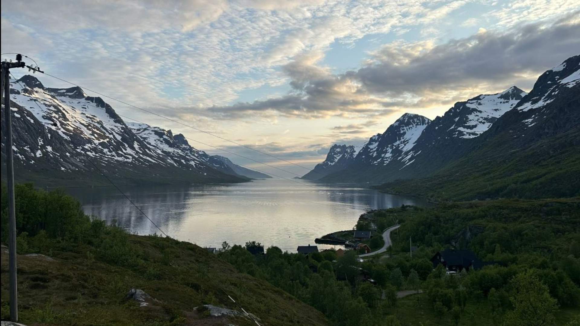 Private Tour: Sightseeing & Transport in Tromsø