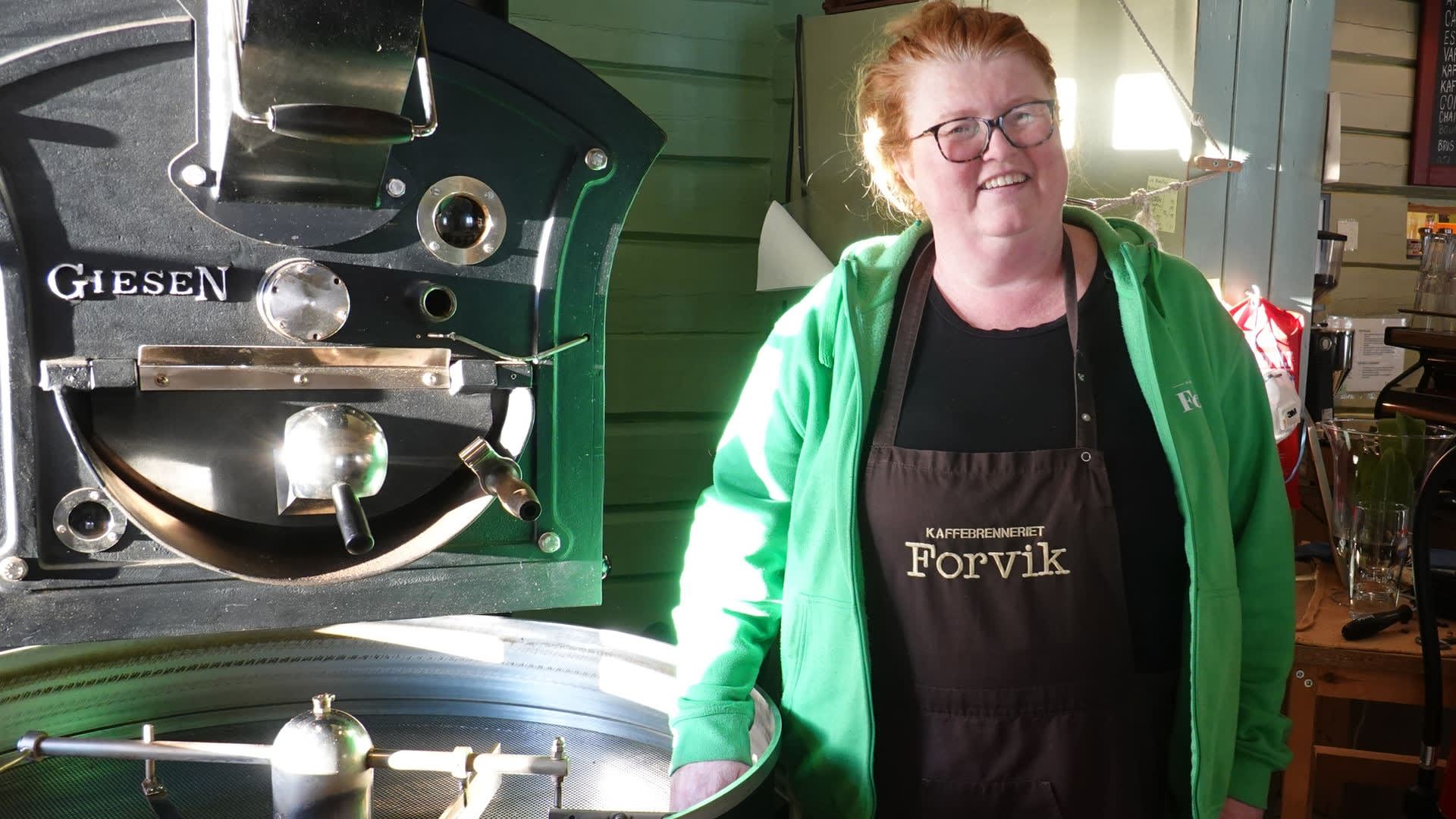 Krambua Café in the coffee roastery at Forvik Old trading post