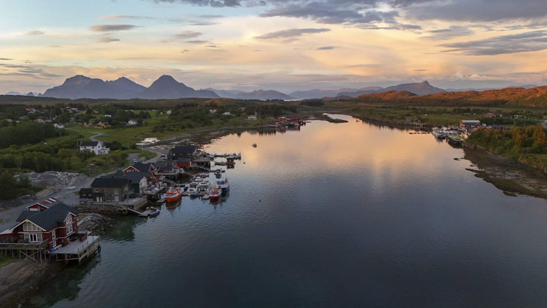 Seaside stays on Dønna