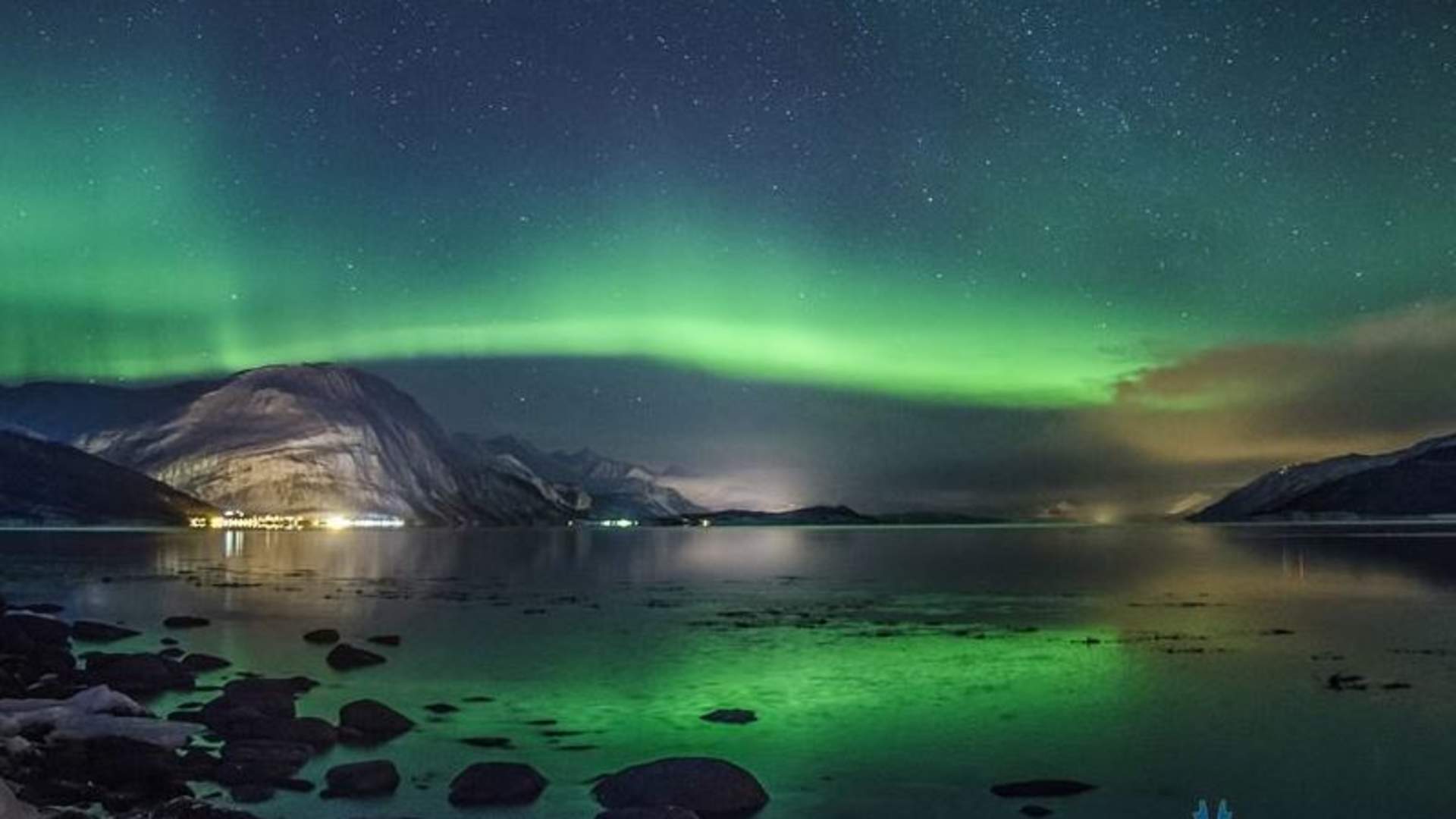 Jakten på nordlyset i Tromsø på tysk