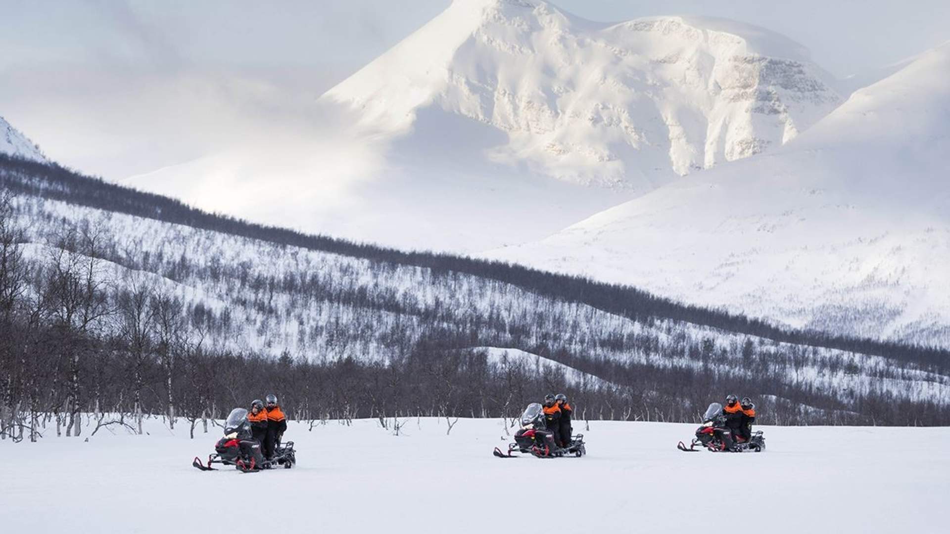 Snøscooter dagstur - Inkludert transport