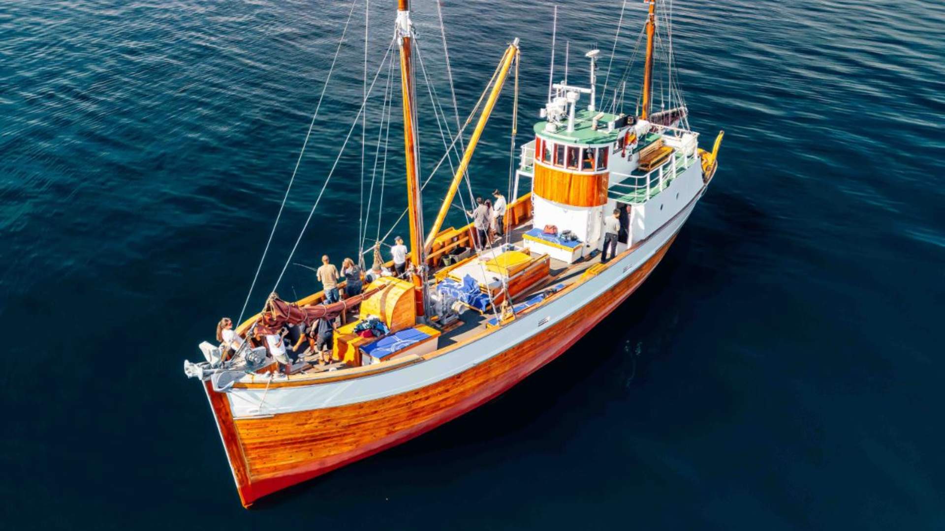 Fjord- og historiecruise