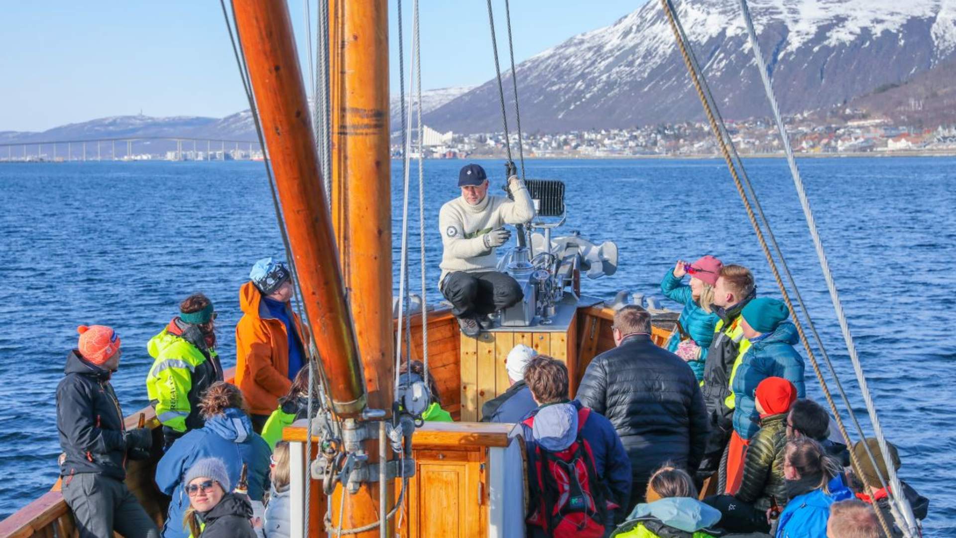 Fjord- og historiecruise