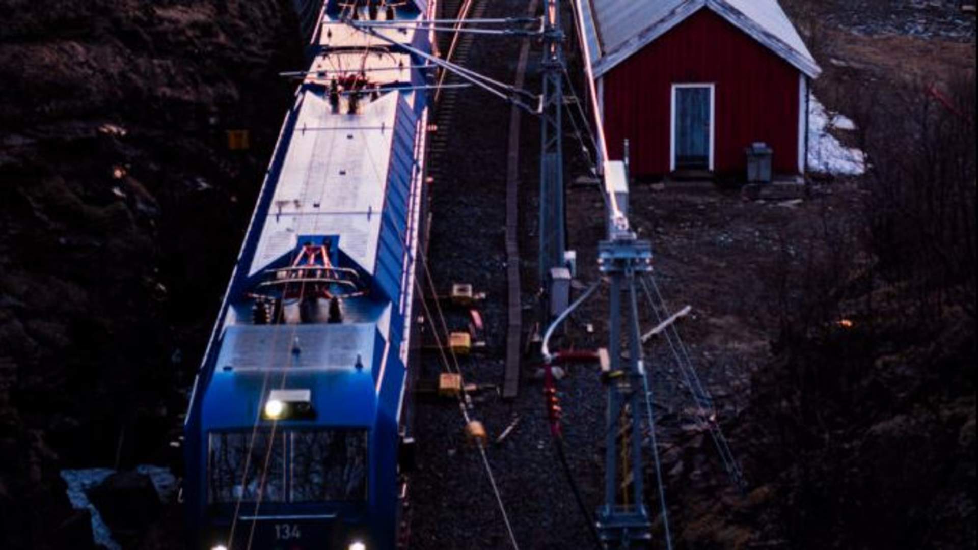 Hytte-til-hytte skiturer langs Malmbanen