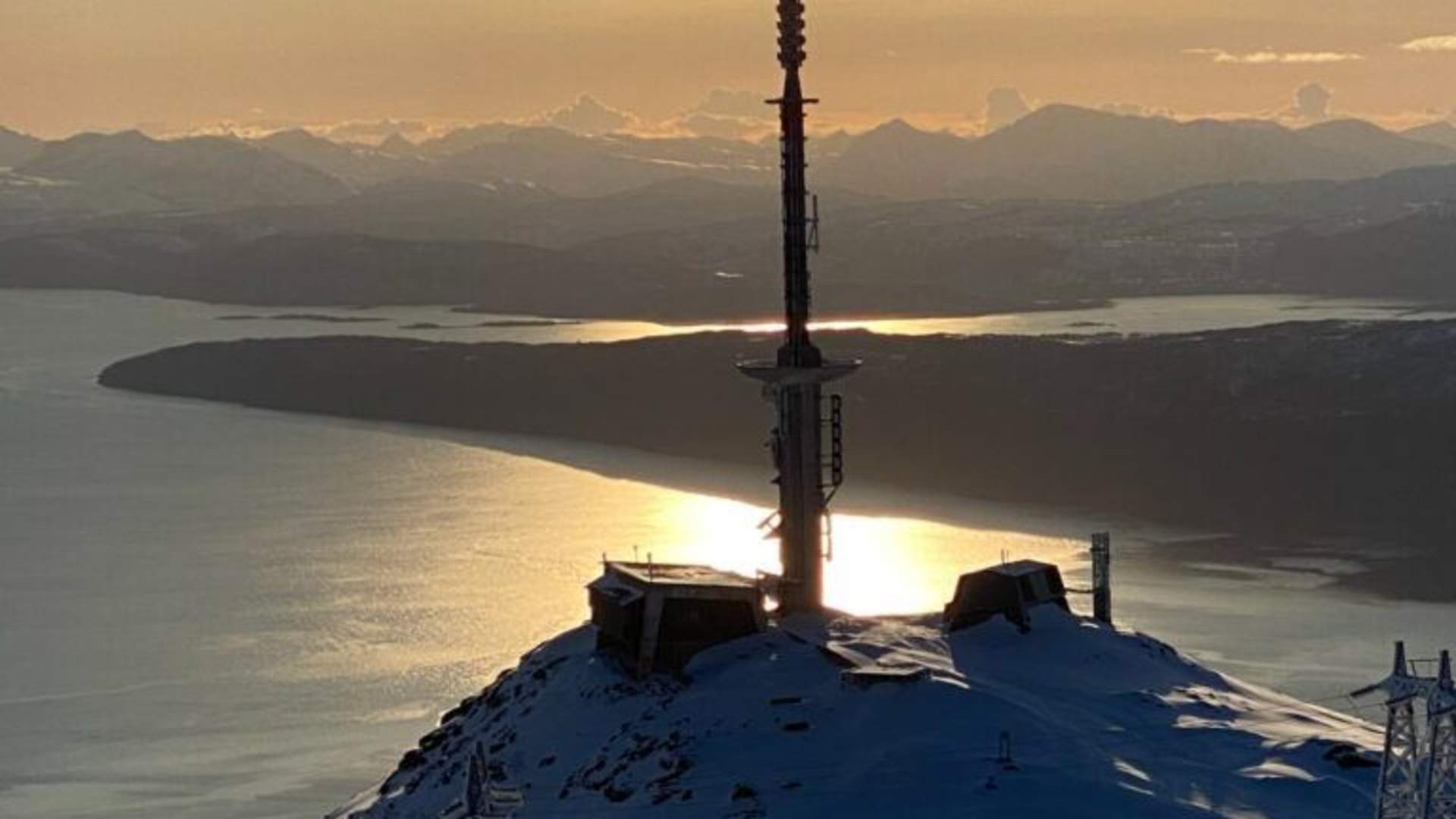 Arctic Ski Resorts off-piste